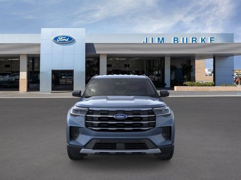New 2026 Ford Explorer Active RWD image 6