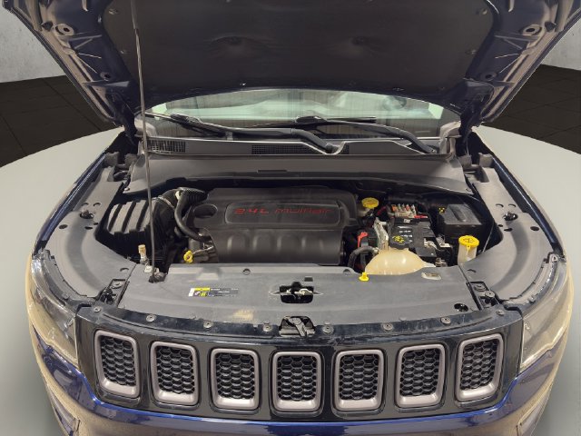 Used 2018 Jeep Compass Trailhawk w/ Cold Weather Group AWD/4WD image 30