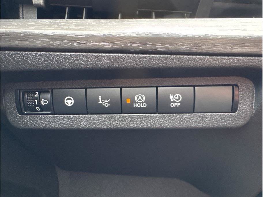 Used 2024 Nissan Ariya AWD image 24