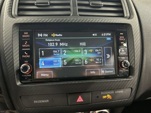 Used 2023 Mitsubishi Outlander Sport ES AWD/4WD image 14