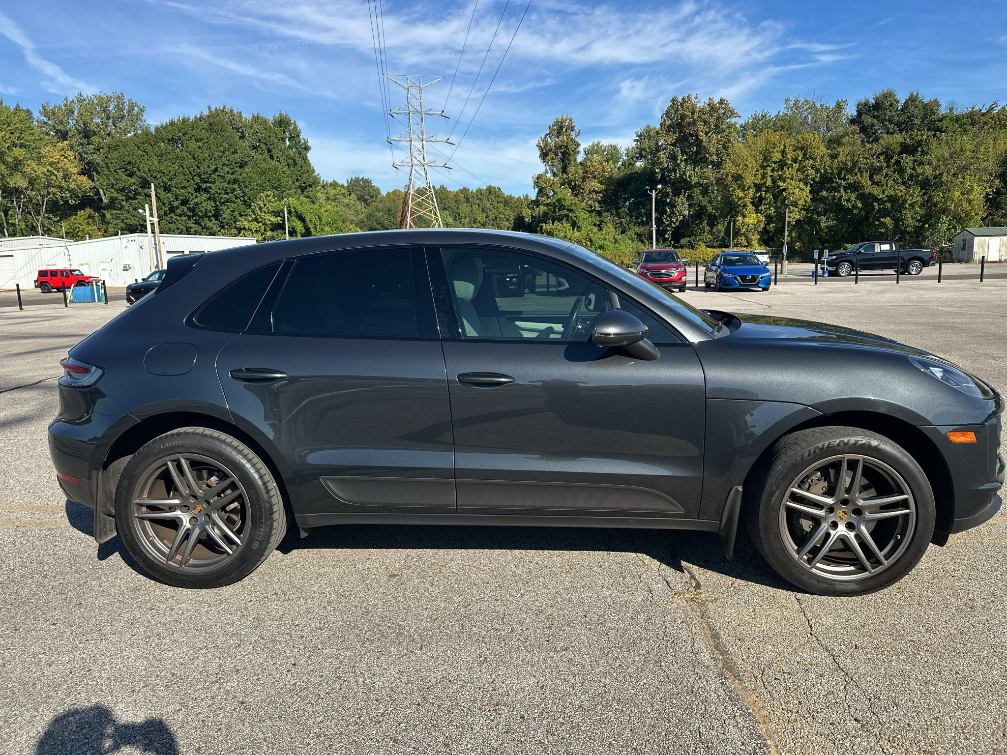 Used 2020 Porsche Macan S AWD/4WD image 17