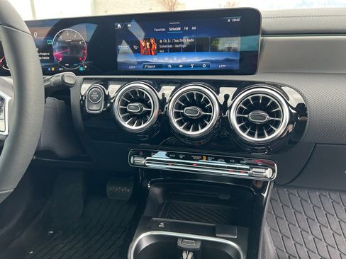 Certified 2026 Mercedes-Benz CLA 250 4MATIC image 20