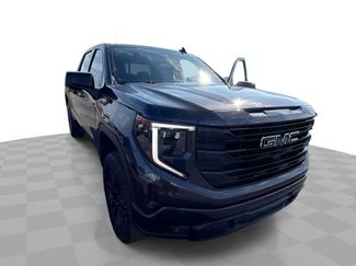 Used 2022 GMC Sierra 1500 Elevation w/ Elevation Premium Package video 1
