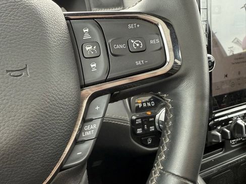 Used 2024 RAM 1500 Limited image 18