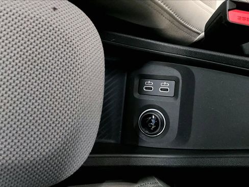 Certified 2025 MINI Cooper S image 35