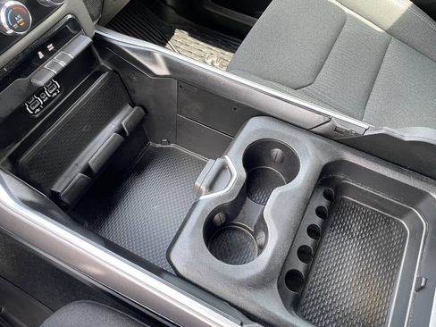 Used 2021 RAM 1500 Big Horn RWD image 22