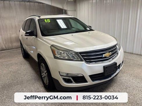 Used 2015 Chevrolet Traverse LT FWD image 2