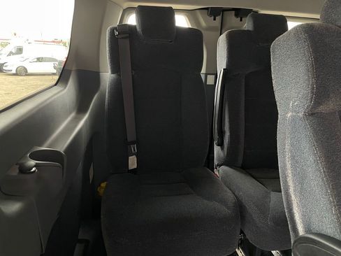 Used 2017 Ford Transit 150 XLT image 24