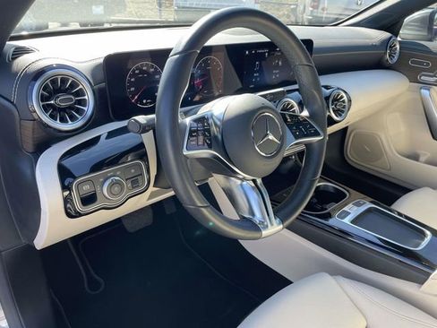 Used 2024 Mercedes-Benz CLA 250 image 17