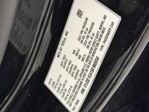 Used 2025 Tesla Model 3 Long Range RWD image 35