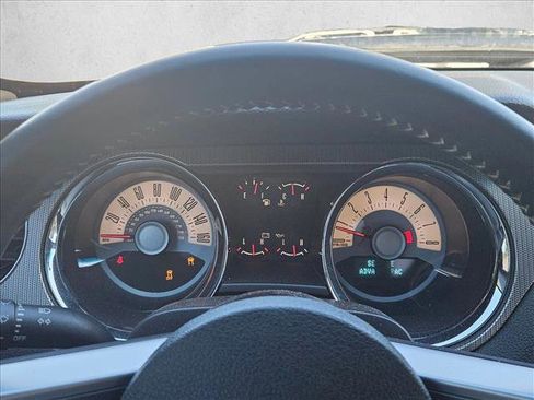 Used 2012 Ford Mustang GT Premium w/ Brembo Brake Pkg image 17