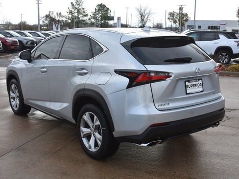 Used 2017 Lexus NX 200t FWD image 8