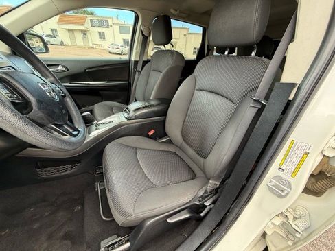 Used 2018 Dodge Journey SE w/ Blacktop Package image 12