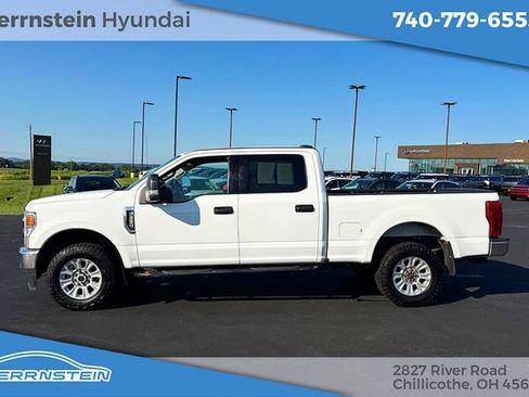 Used 2021 Ford F250 XLT AWD/4WD image 4