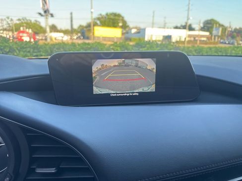 Used 2025 MAZDA MAZDA3 s image 3