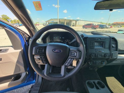 Used 2016 Ford F150 XL w/ Equipment Group 101A Mid AWD/4WD image 12