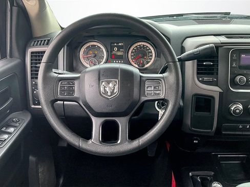 Used 2017 RAM 2500 Tradesman w/ Chrome Appearance Group image 9