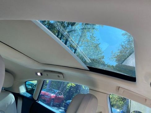 Used 2022 Maserati Levante GT image 39