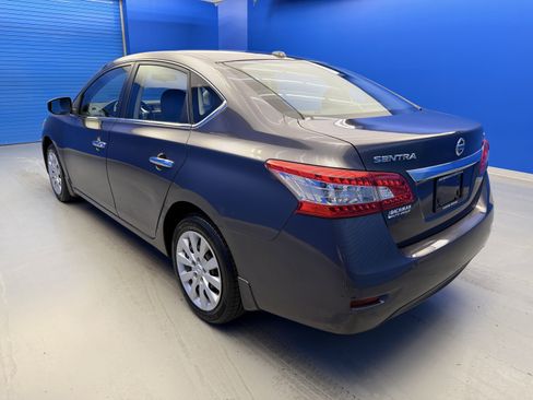 Used 2015 Nissan Sentra SV FWD image 5