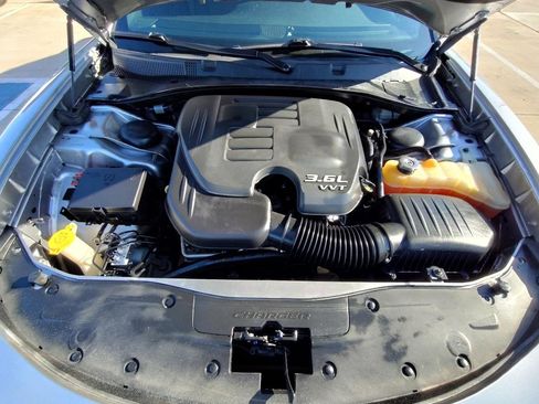 Used 2015 Dodge Charger SXT image 53