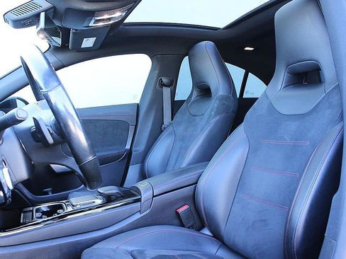 Used 2022 Mercedes-Benz CLA 250 image 11