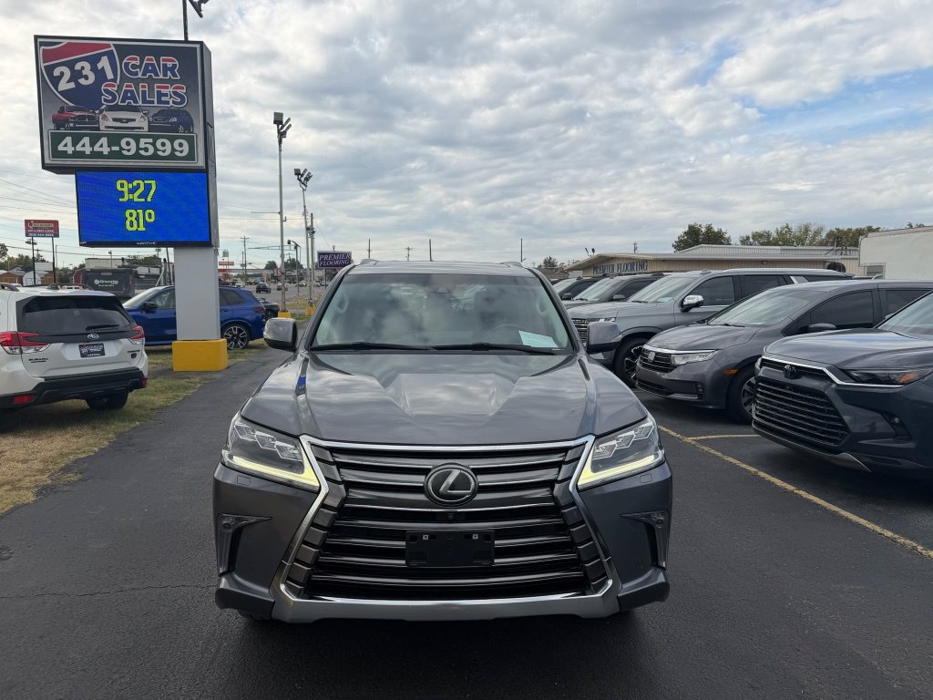 Used 2020 Lexus LX 570 4WD w/ Luxury Package image 8