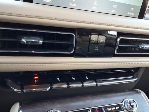 Certified 2023 Lincoln Aviator Reserve w/ Equipment Group 201A image 22