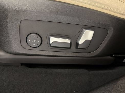 Used 2023 BMW X3 sDrive30i w/ M Sport Package RWD image 13