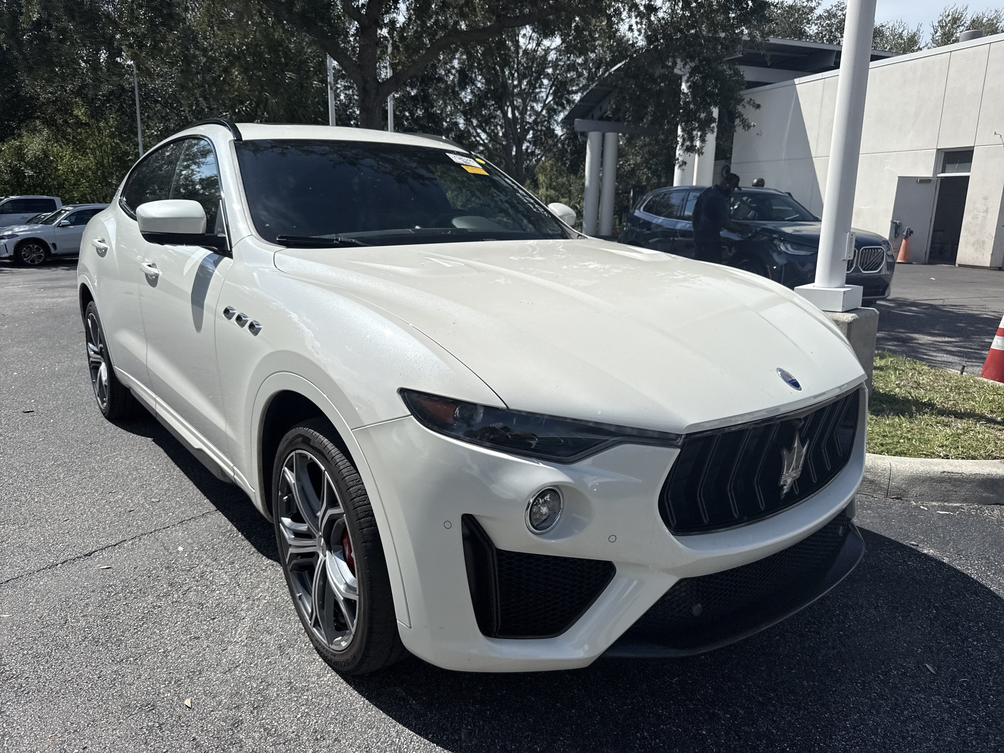 Used 2019 Maserati Levante Trofeo AWD/4WD image 1