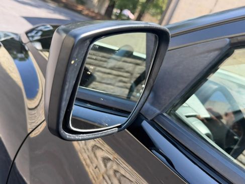 Used 2021 Nissan Kicks S FWD image 33