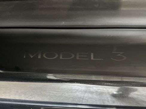 Used 2025 Tesla Model 3 Long Range RWD image 11