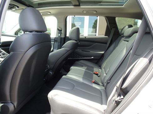 Used 2022 Hyundai Santa Fe SEL w/ Convenience + Premium Package AWD/4WD image 15