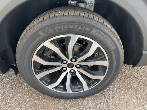 New 2025 Ford Explorer ST-Line w/ Premium Package image 5