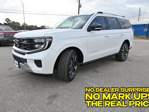 New 2026 Ford Expedition Platinum w/ Platinum Ultimate Package AWD/4WD image 9