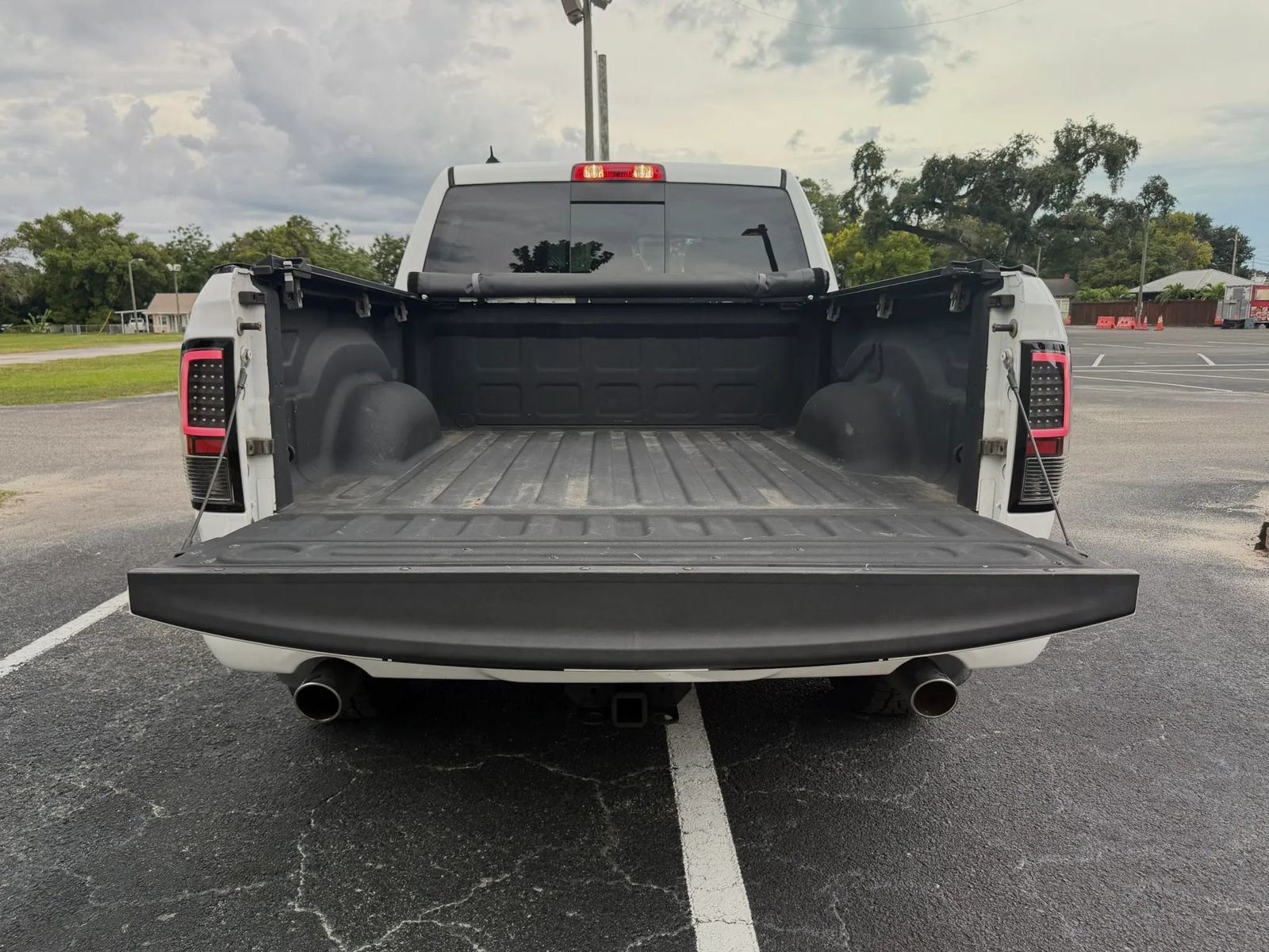 Used 2015 RAM 1500 Laramie Longhorn w/ Convenience Group AWD/4WD image 8