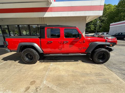 Used 2020 Jeep Gladiator Sport w/ Quick Order Package 24S AWD/4WD image 2