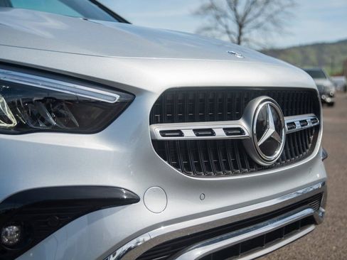 Certified 2025 Mercedes-Benz GLA 250 4MATIC image 15