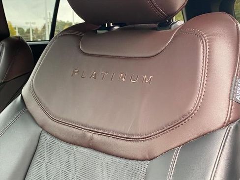 Used 2023 Ford Explorer Platinum w/ Technology Package image 16