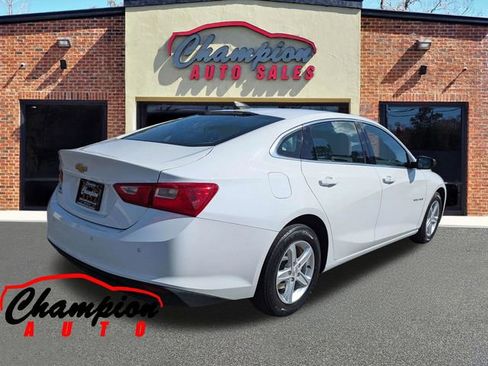 Used 2020 Chevrolet Malibu LS w/ Driver Confidence Package II image 4