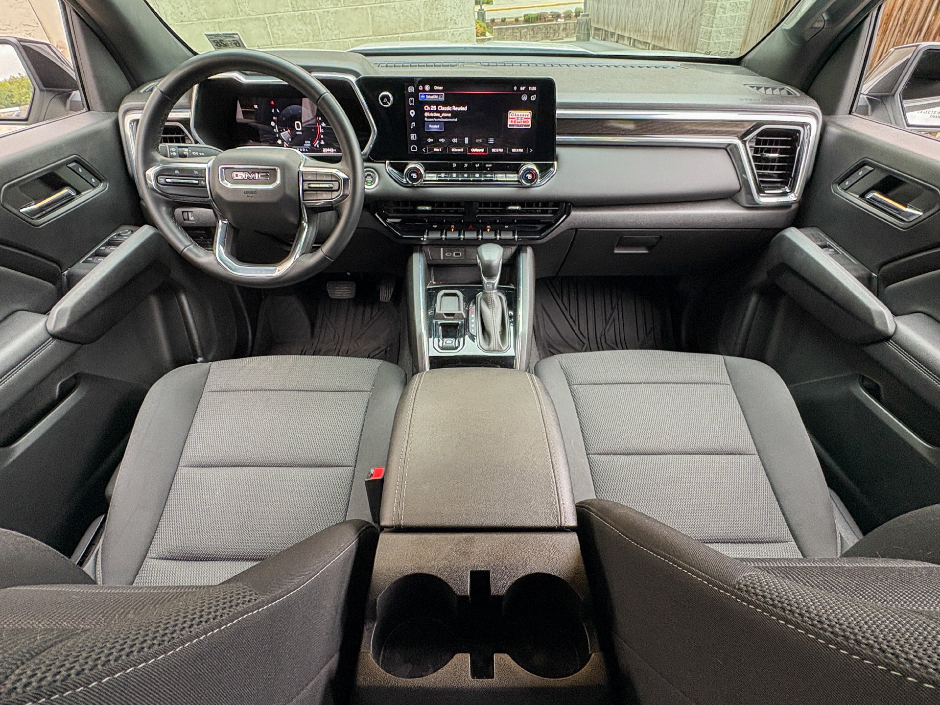 Used 2023 GMC Canyon Elevation w/ Convenience Package RWD image 2