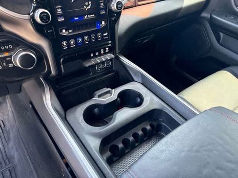Used 2021 RAM 1500 Big Horn AWD/4WD image 17