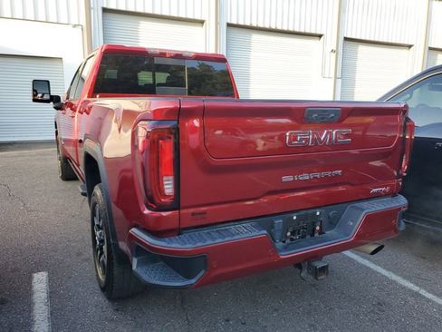 Used 2022 GMC Sierra 2500 AT4 w/ AT4 Premium Plus Package AWD/4WD image 3