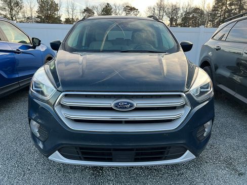 Used 2019 Ford Escape SEL image 8