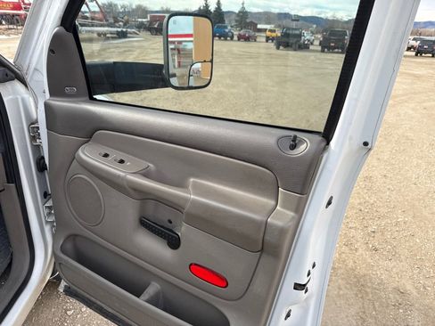 Used 2003 Dodge Ram 2500 Truck ST image 15