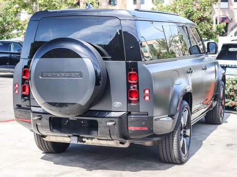 Used 2023 Land Rover Defender 130 X-Dynamic SE AWD/4WD image 6