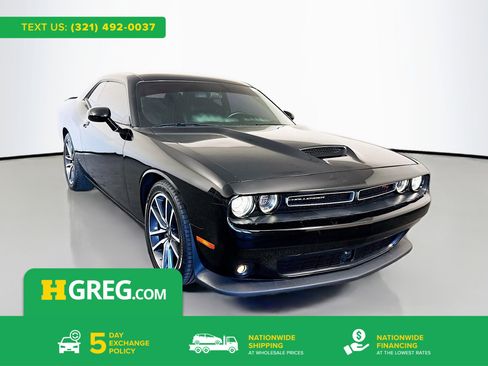 Used 2023 Dodge Challenger R/T w/ Plus Package image 1