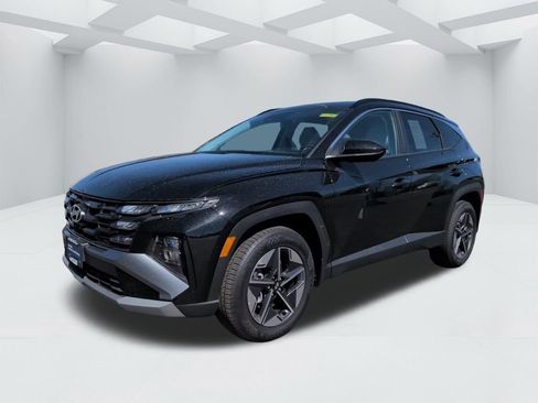 Certified 2025 Hyundai Tucson SEL image 1