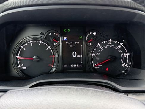 Used 2024 Toyota 4Runner SR5 AWD/4WD image 27