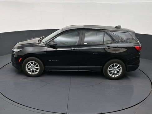 Used 2024 Chevrolet Equinox LS FWD image 12