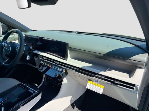 New 2026 Hyundai Tucson Limited image 14